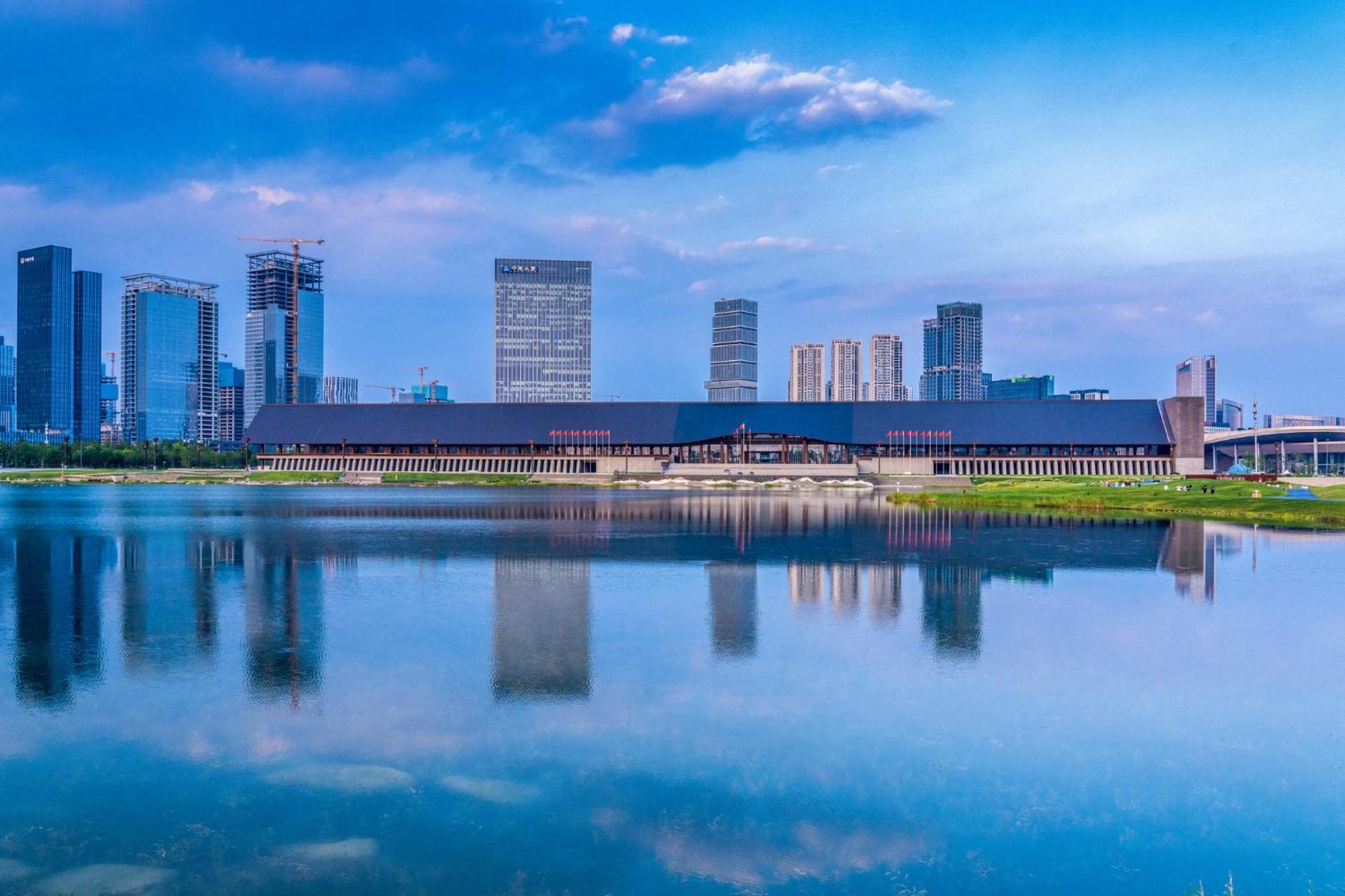 Holiday Inn Chengdu Qinhuang By Ihg ภายนอก รูปภาพ