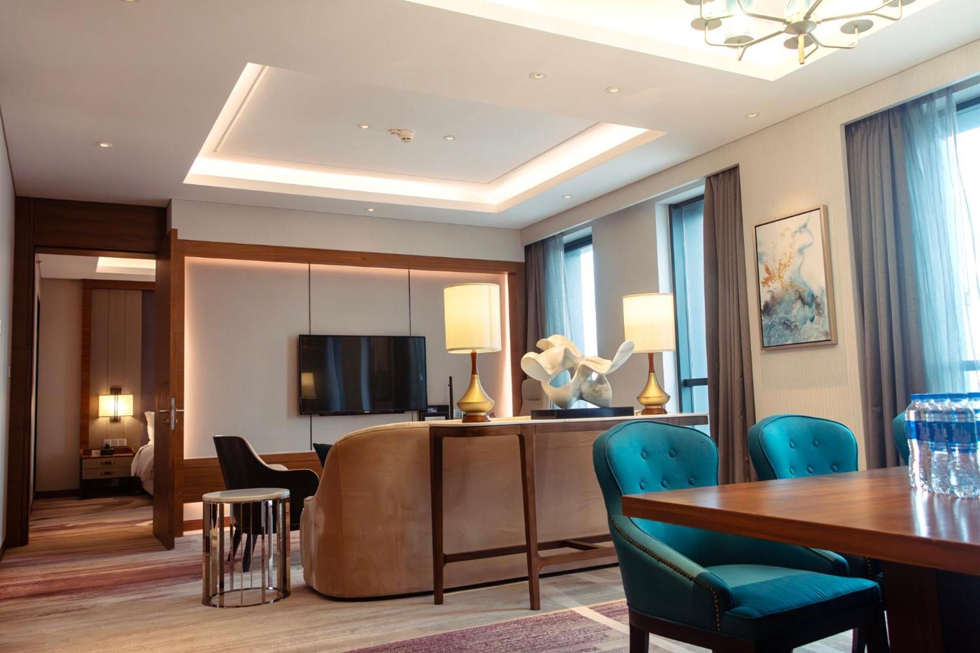 Holiday Inn Chengdu Qinhuang By Ihg ภายนอก รูปภาพ