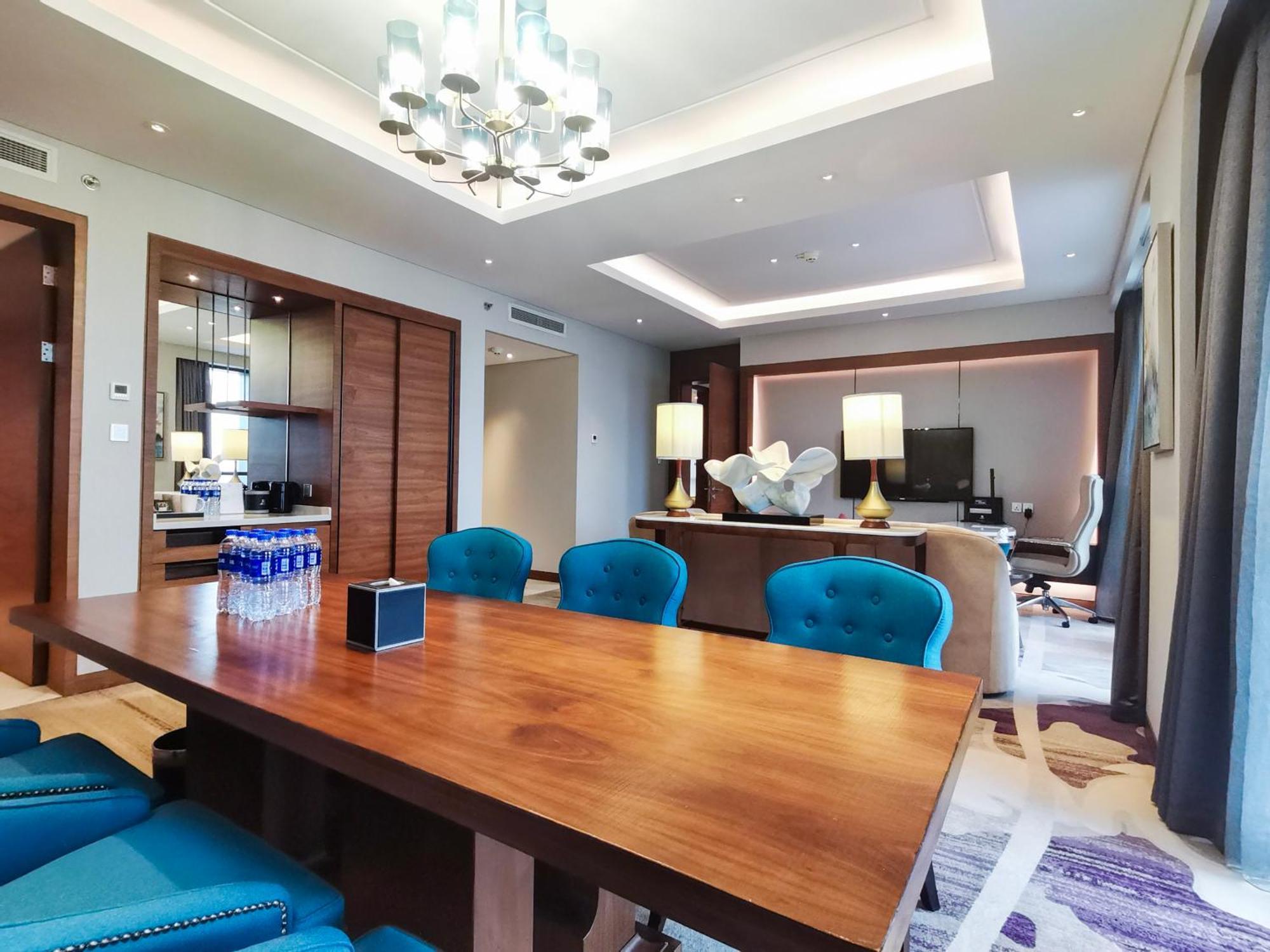 Holiday Inn Chengdu Qinhuang By Ihg ภายนอก รูปภาพ