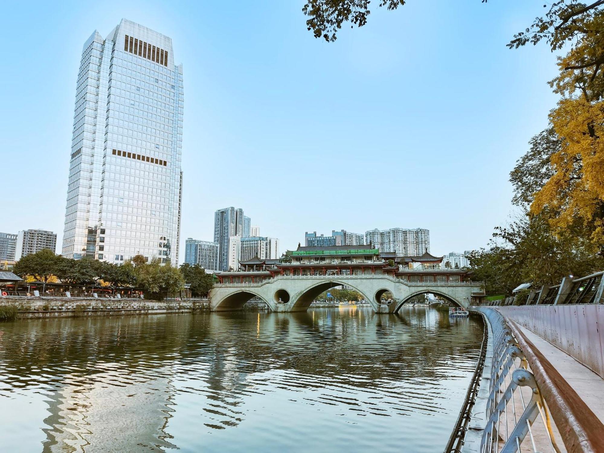 Holiday Inn Chengdu Qinhuang By Ihg ภายนอก รูปภาพ